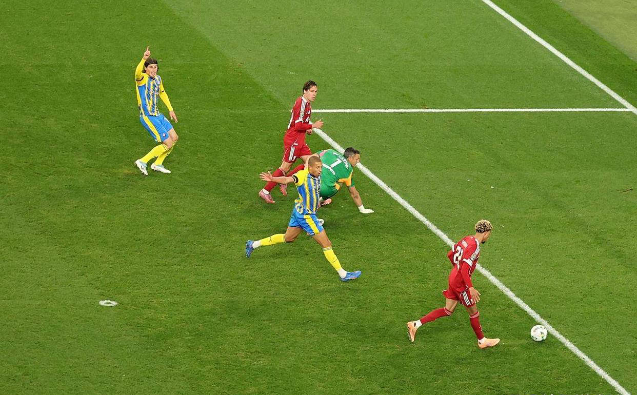 包含意甲赛前再迎强敌,利物浦止住颓势,主帅态度——球迷炸锅,训练强度明显提升的词条-3377官方网站