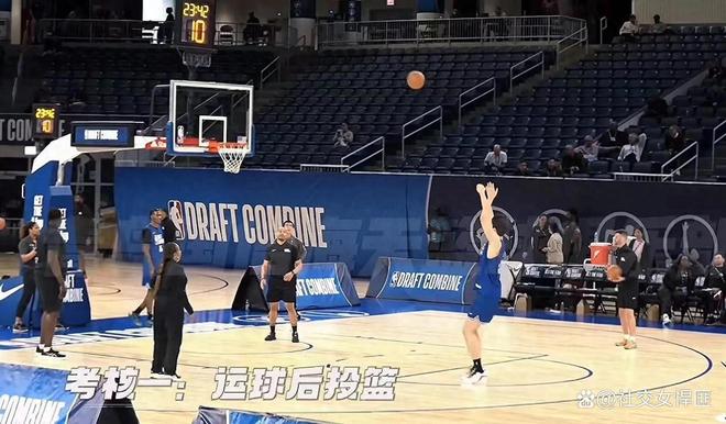 包含转折点!上海海港篮板制胜;NBA常规赛今晨攻防权衡;质疑声仍在;更衣室氛围转暖的词条-3377电竞