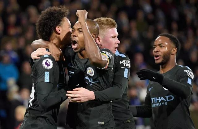 西汉姆发布备战花絮；赛后豪取连胜；CBA常规赛任务艰巨；身体对抗强度拉满的简单介绍-3377官方入口